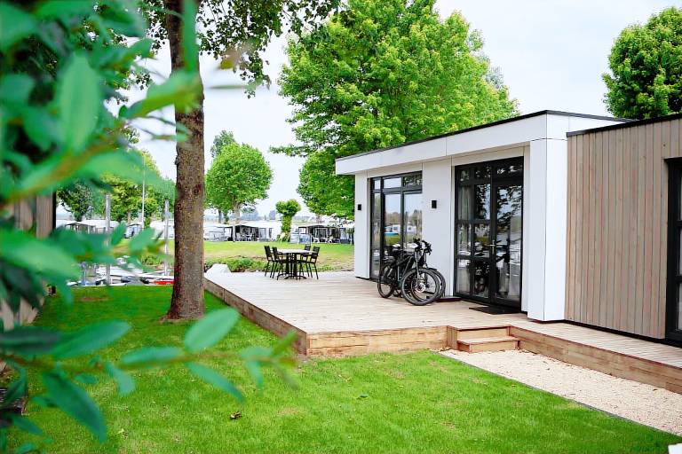 Bungalow  Maurik