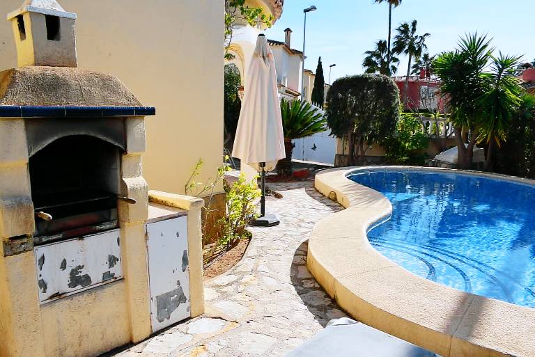 Fully equipped villa with garden, private pool & terrace | Pet-friendly — photo 5