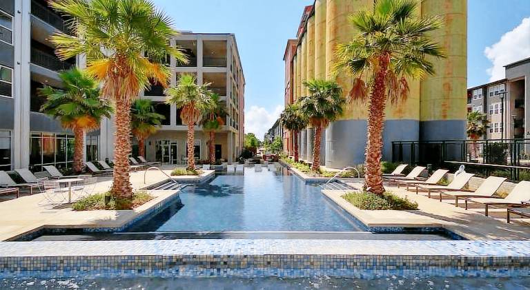 Holiday apartment with pool — photo 4