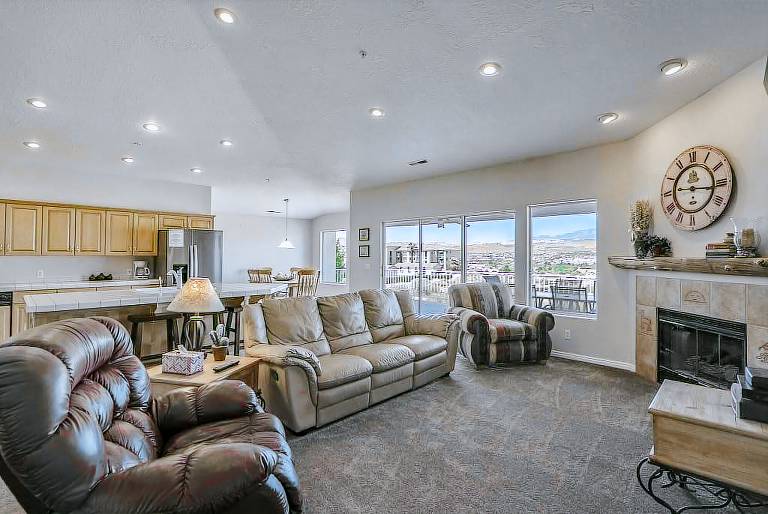 Condo St. George
