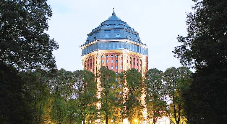 Movenpick Hotel Hamburg — photo 2