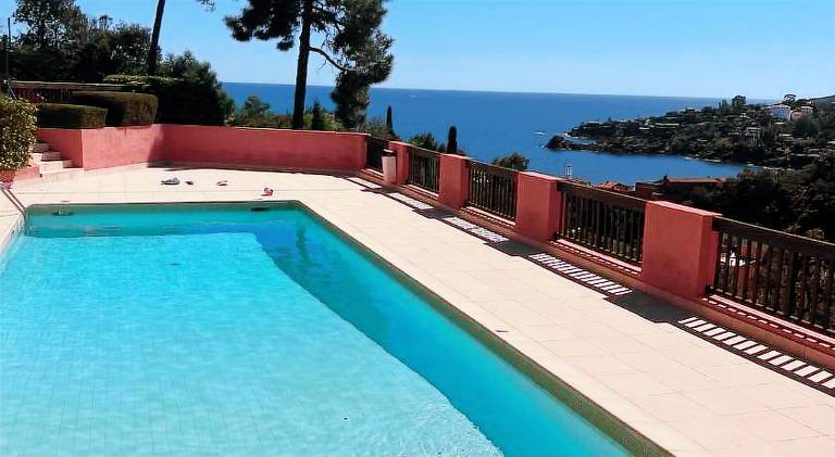 Rental apartment with private pool & patio — photo 3