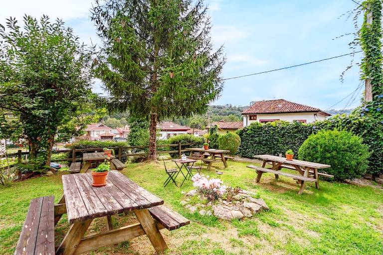 Apartment with garden & barbecue | Mountain view in Cangas de Onís
