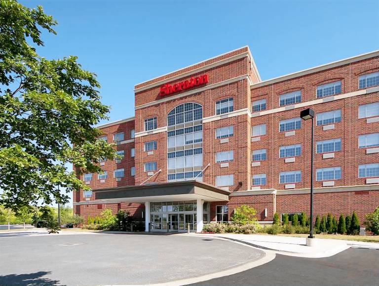 Sheraton Chicago Northbrook Hotel in Northbrook, IL