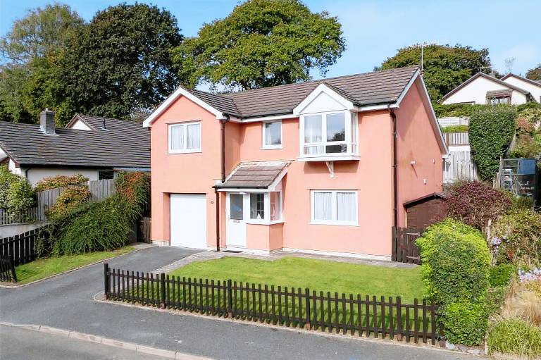 House Amroth