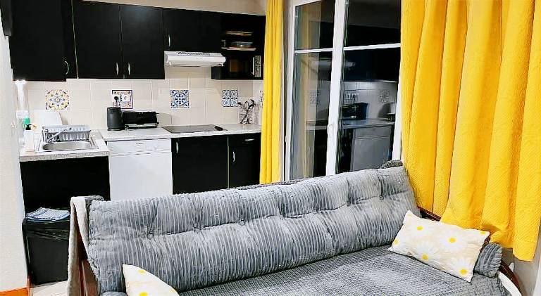 Nice rental apartment with sauna, yard & private pool | Pets are welcome in Beaune