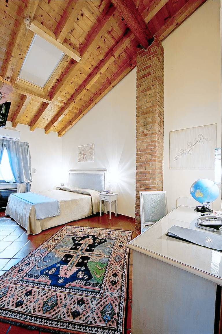RESORT LA MOLA in Sommacampagna