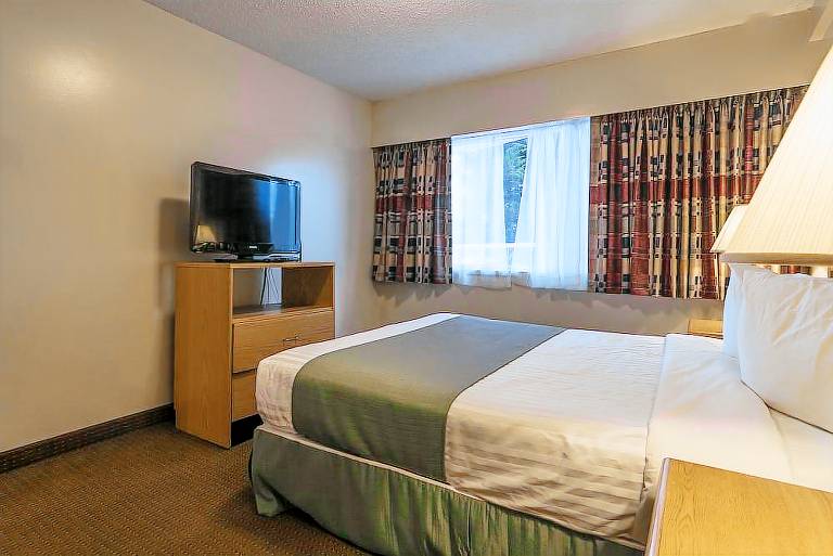 Motel  Courtenay