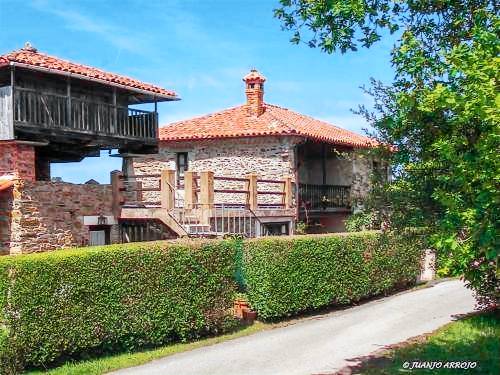 Casa Soto de Luiña