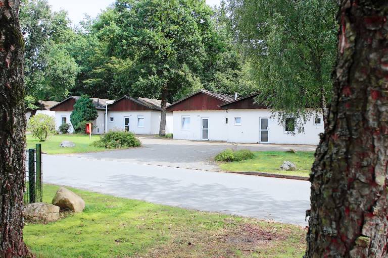 Nice bungalow with patio, pool & sauna | Beach nearby | Dogs allowed — photo 2