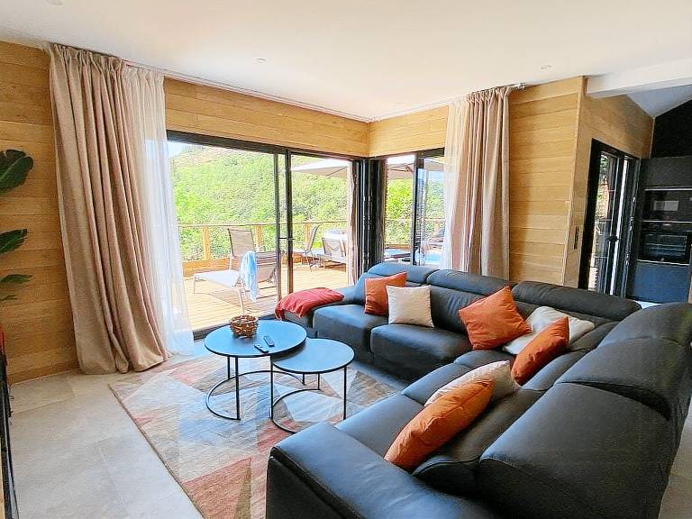 Child-friendly nice vacation home with grill, terrace & yard | Pet-friendly — photo 5