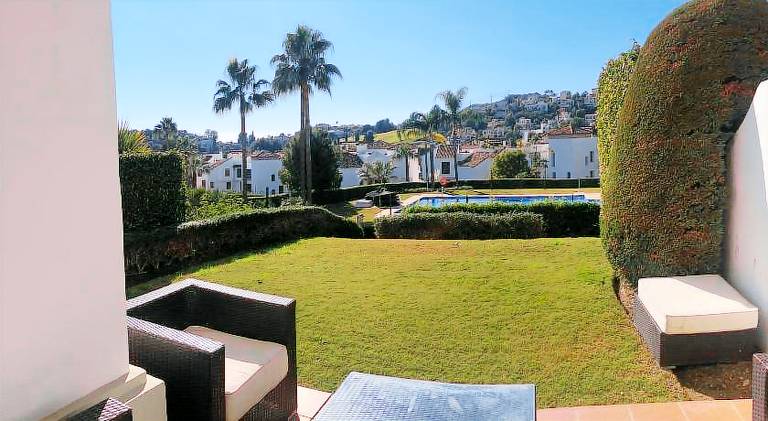 Apartment with pool | Pet-friendly — photo 4