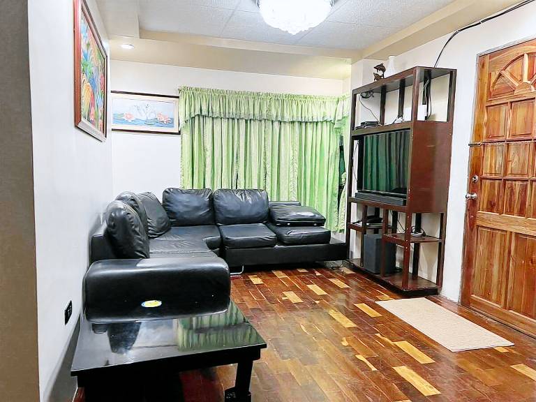 Vacation home with 4 rooms for 16 persons in Baguio
