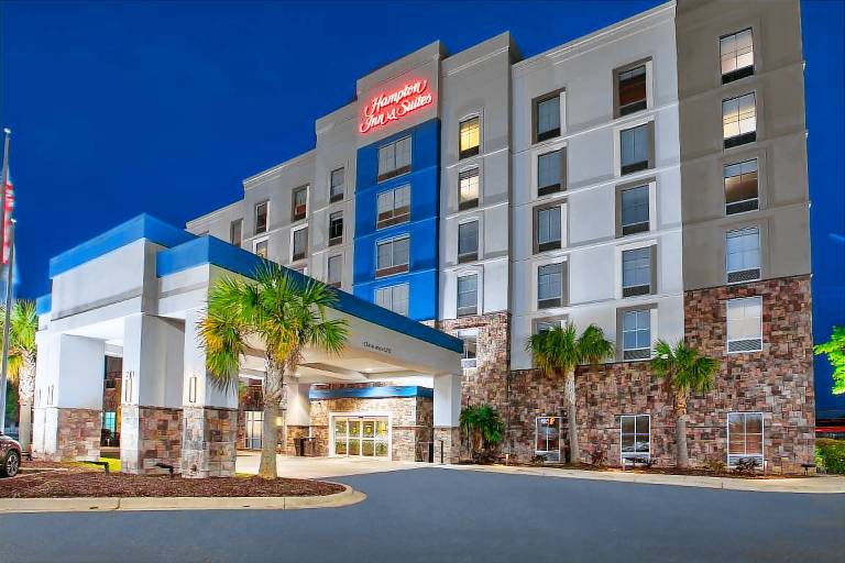 Hampton Inn & Suites Columbia Southeast Ft. Jackson in Columbia, GA
