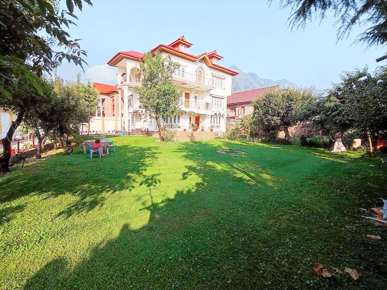 Apartment Srinagar