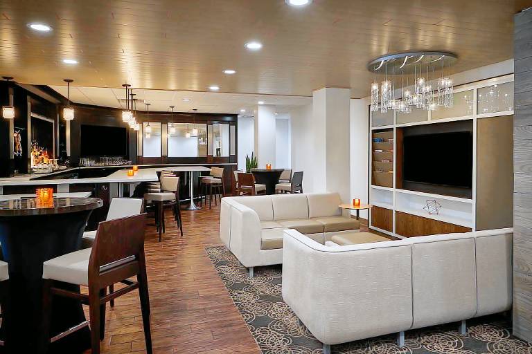 Holiday Inn Alexandria at Carlyle By IHG in Alexandria, VA