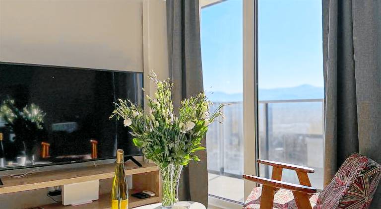 Holiday apartment with terrace in Jelenia Gora