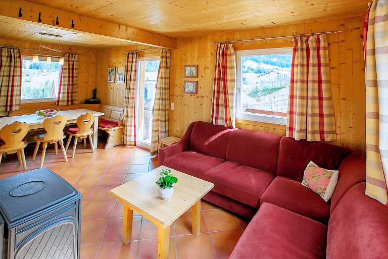 Nice chalet with pool, terrace & sauna | Next to the ski | Pets are welcome — photo 3