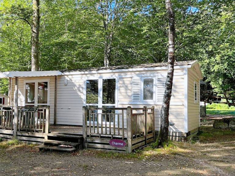 Mobile home with patio & pool — photo 4