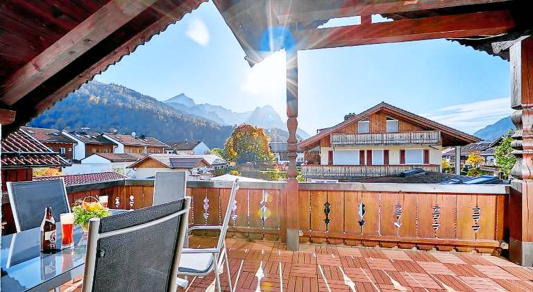 Holiday apartment with patio — photo 3
