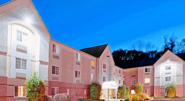 Sonesta Simply Suites Parsippany Morris Plains — photo 5