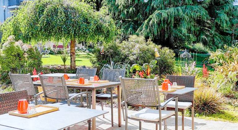 Hotel Le Branhoc - Brit Hotel Auray — photo 3