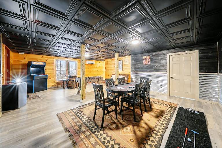 Family-oriented charming cabin with BBQ | Mountain view | Pets are welcome — photo 3