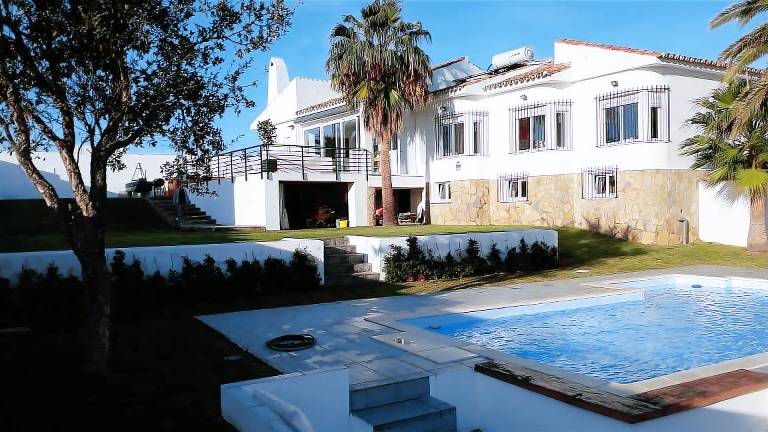 Villa Torreguadiaro
