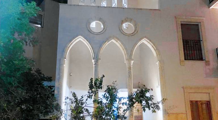 Jaffa Getaway sea front, luxury Duplex, Port & Old City 2m walk in Tel Aviv