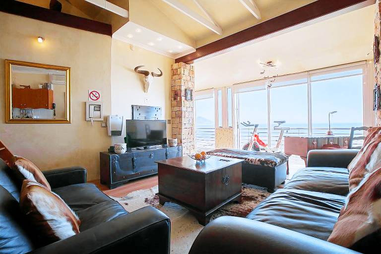 Leisure Bay 306 by CTHA