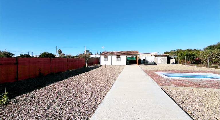 Charming vacation home with BBQ, terrace & yard | Dogs allowed — photo 5