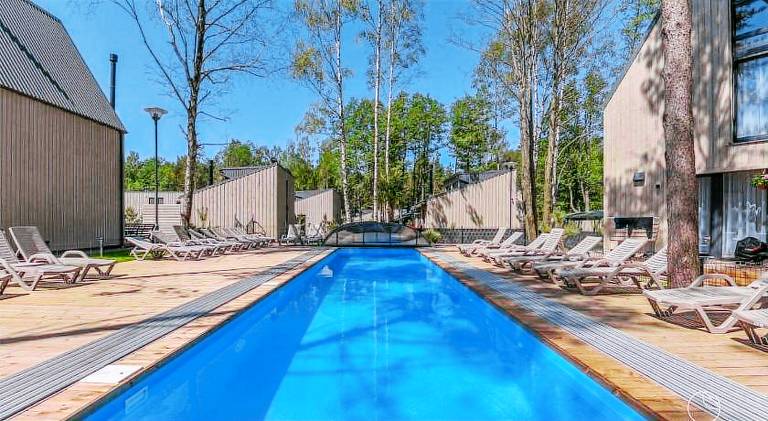Rental apartment with pool in Palanga