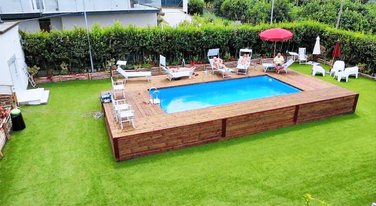 Rental apartment with garden, jacuzzi & patio | Good for workation in Pompei