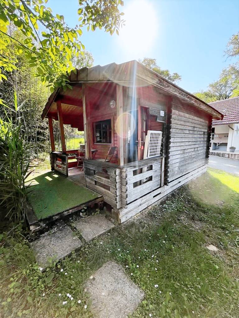 Chalet with terrace, BBQ & yard — photo 3