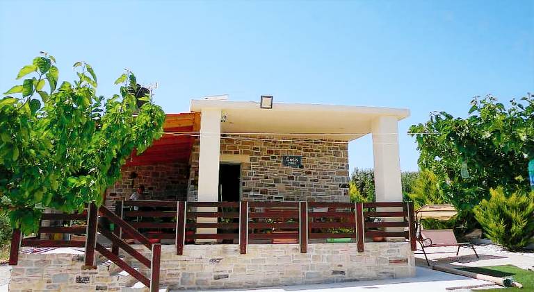 Oasis house - for relaxing holidays near the beach in Heraklion