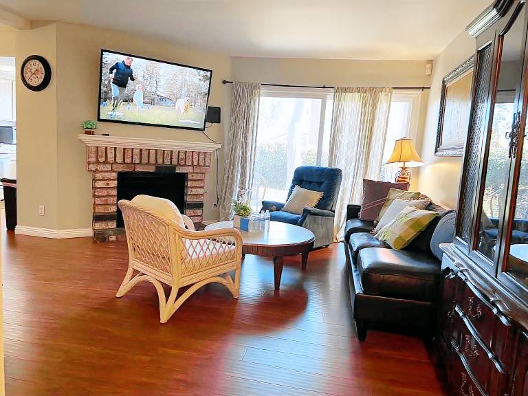 Condo Corona