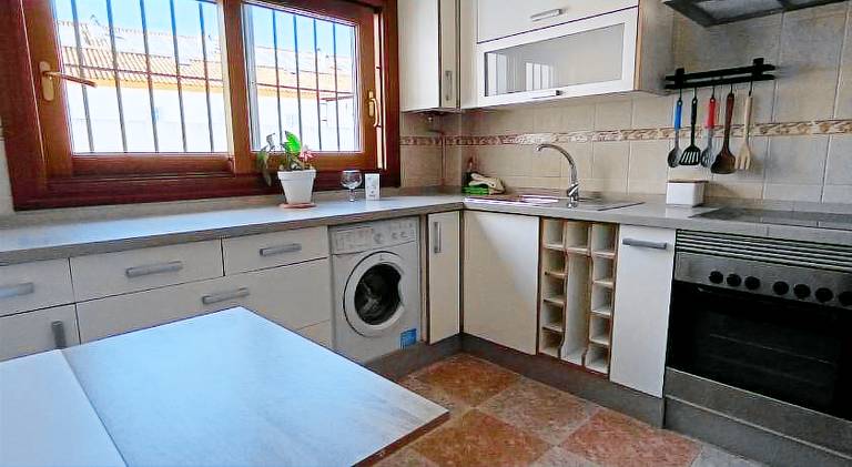 Apartment with 1 room for 4 persons — photo 2