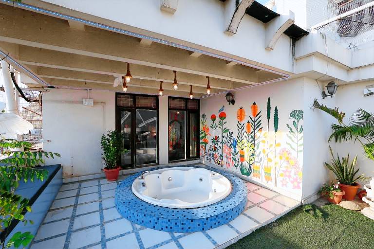 Apartment with garden, terrace & hot tub | Perfect for remote work | Pet-friendly — photo 3