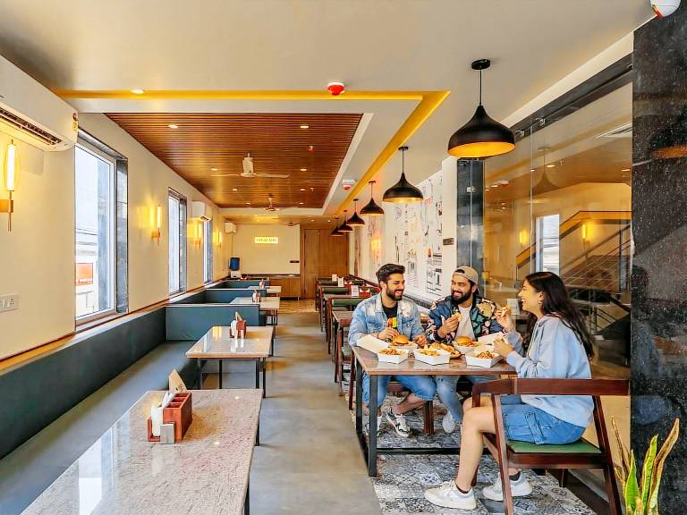 The Hosteller Delhi, International Airport — photo 4