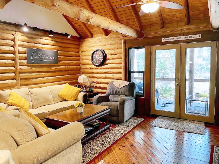 Cabin Fanning Springs