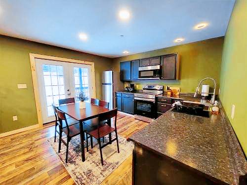 Rental apartment with barbeque in Lake Placid, NY