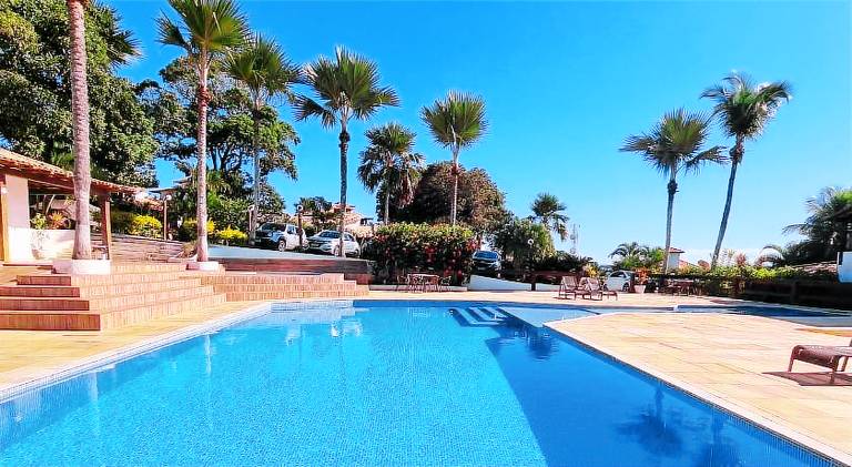 Vacation home with pool — photo 3