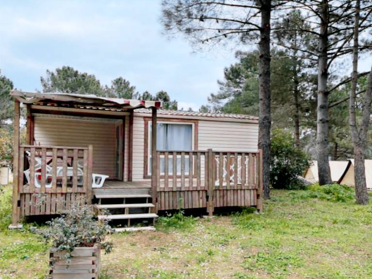 Mobile home with pool & terrace — photo 4