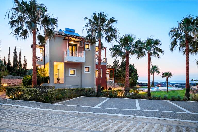 Kissos Luxury villa with private pool platanias — photo 2