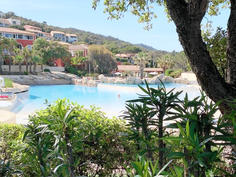 Fully equipped holiday apartment with pool & barbecue | Nature view | Pets are welcome — photo 4