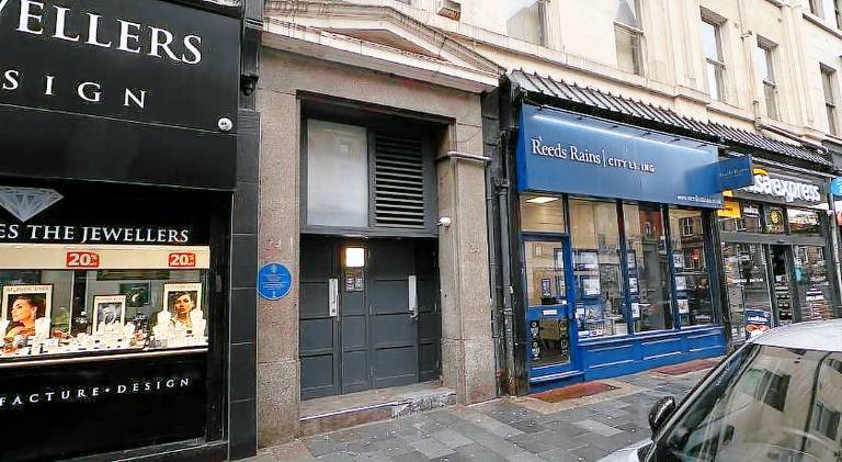 Holiday apartment | Near The Beatles Story — photo 4