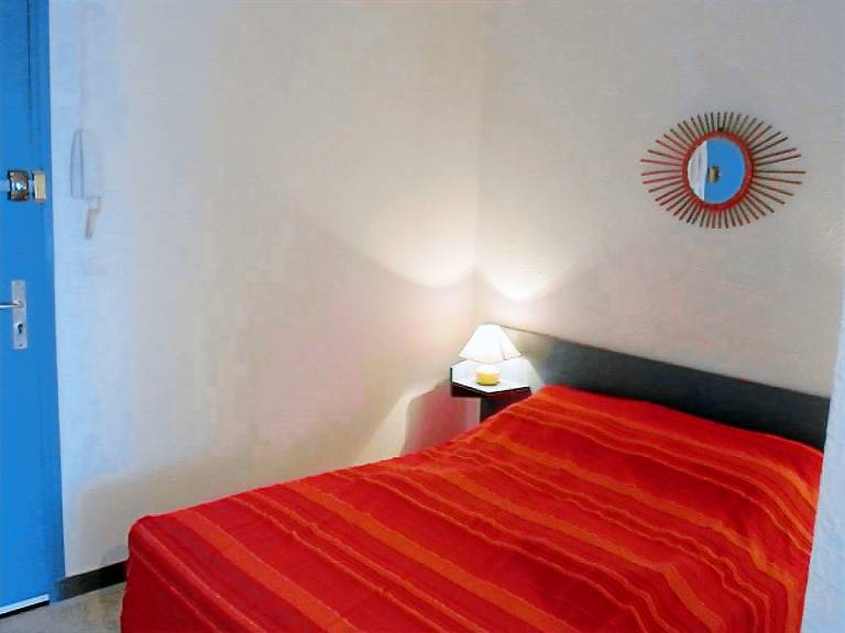 Studio with 1 room for 4 persons — photo 5