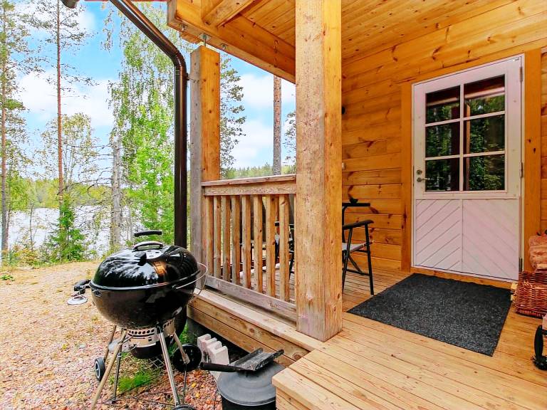 Vacation home with patio & sauna | Nature view — photo 4