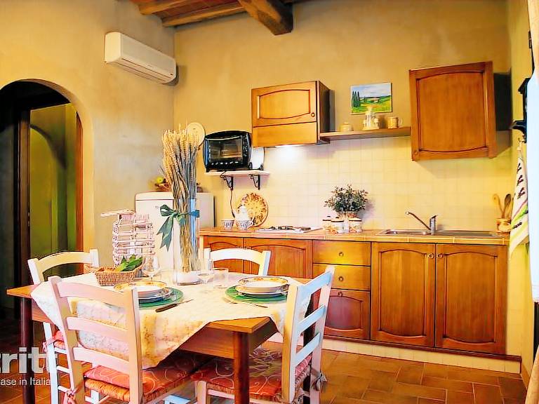 Charming vacation home with yard & patio | Pet-friendly — photo 4