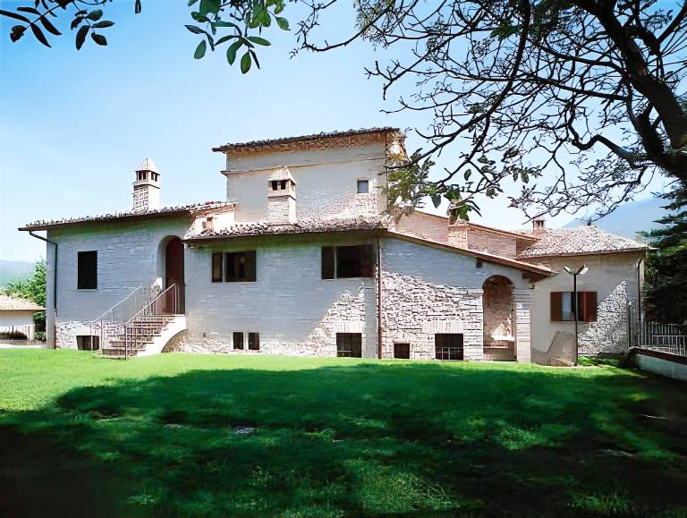 House with pool, yard & barbecue in Assisi
